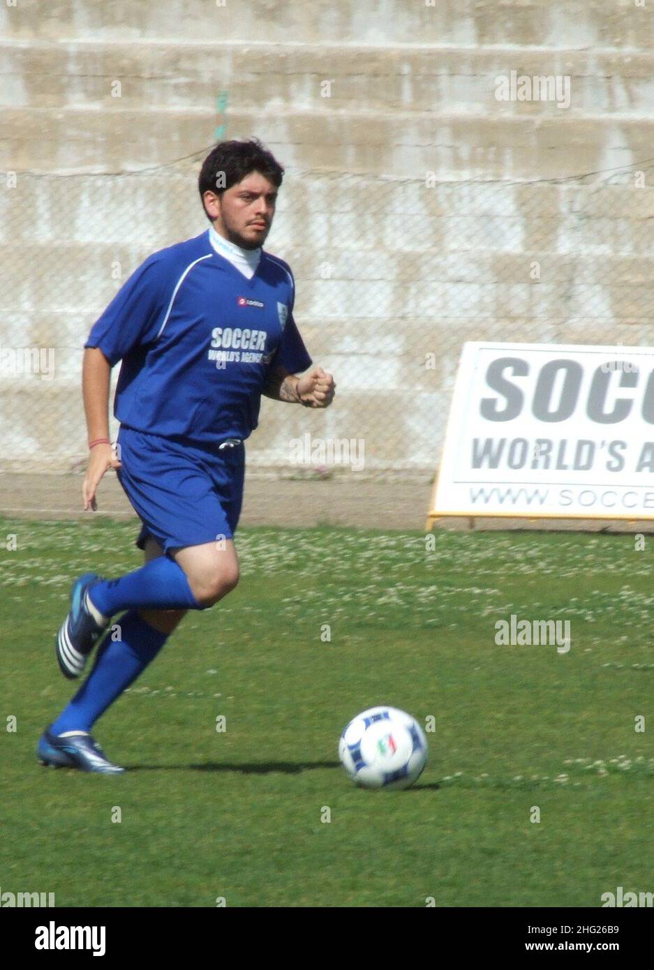 Diego Sinagra bekannt als Diego Maradona, Sohn von Diego Armando Maradona spielt bei einem Wohltätigkeitsfußballspiel in san giovanni rotondo, Italien Stockfoto