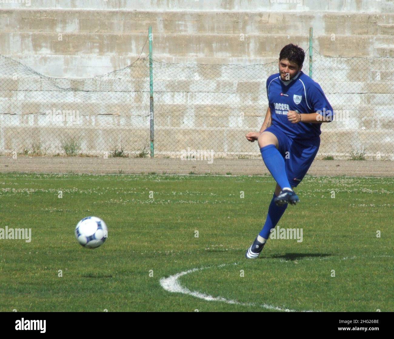Diego Sinagra bekannt als Diego Maradona, Sohn von Diego Armando Maradona spielt bei einem Wohltätigkeitsfußballspiel in san giovanni rotondo, Italien Stockfoto