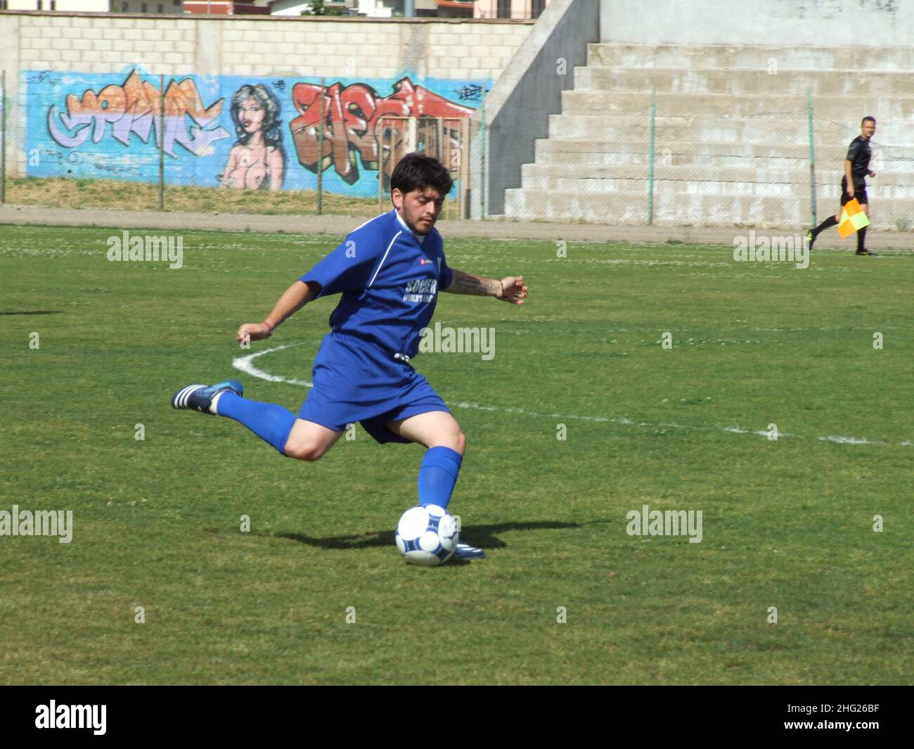 Diego Sinagra bekannt als Diego Maradona, Sohn von Diego Armando Maradona spielt bei einem Wohltätigkeitsfußballspiel in san giovanni rotondo, Italien Stockfoto