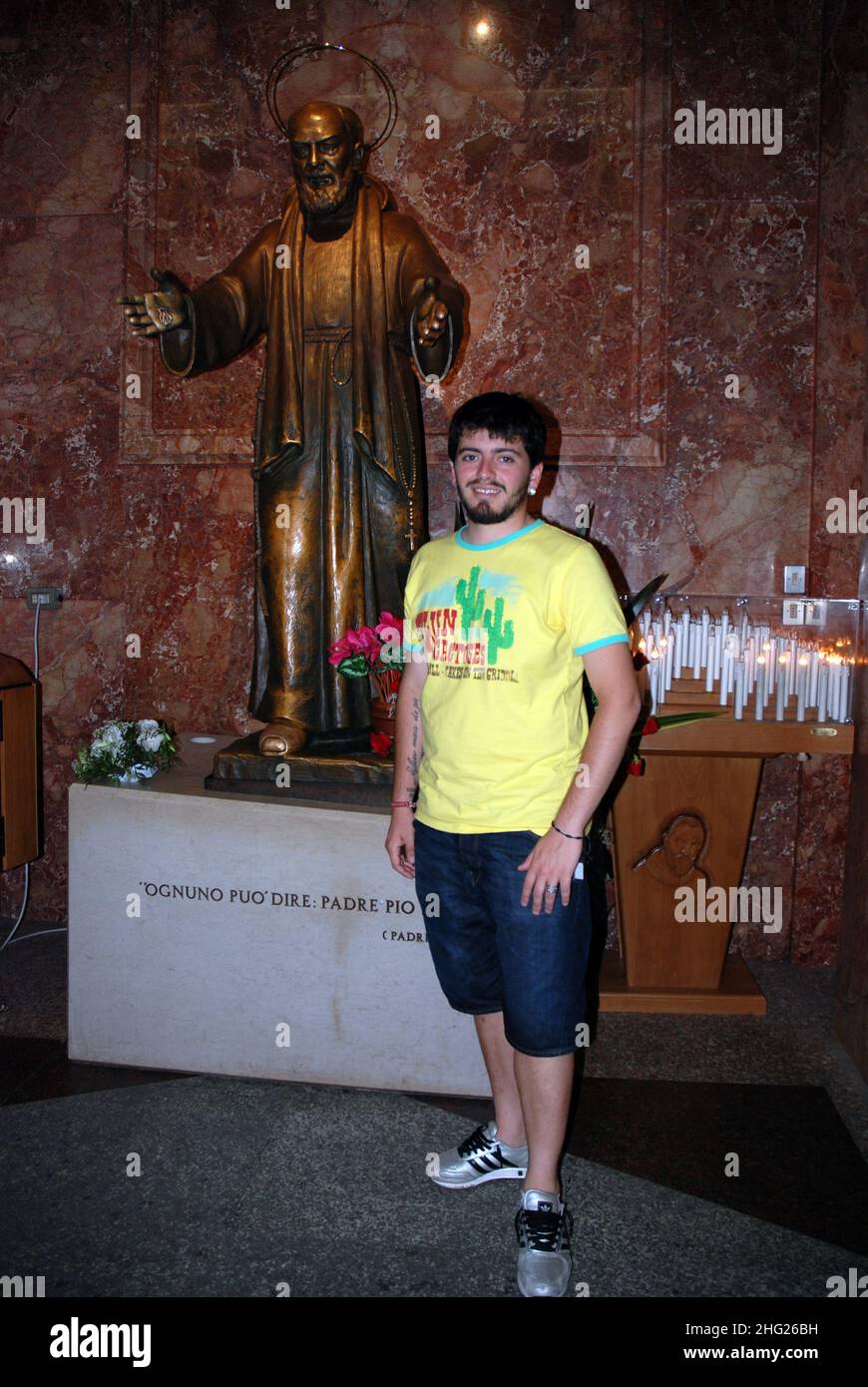 Diego Sinagra bekannt als Diego Maradona, Sohn von Diego Armando Maradona spielt bei einem Wohltätigkeitsfußballspiel in san giovanni rotondo, Italien Stockfoto