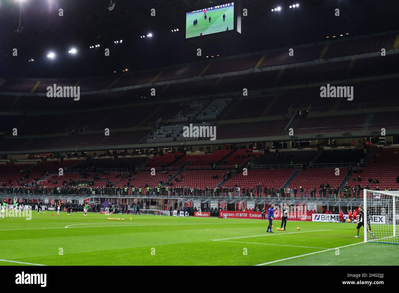 Mailand, Italien. 17th Jan, 2022. v#1during die Serie A 2021/22 Fußballspiel zwischen AC Mailand und Spezia Calcio im Giuseppe Meazza Stadium, Mailand, Italien am 17. Januar 2022 Quelle: Independent Photo Agency/Alamy Live News Stockfoto