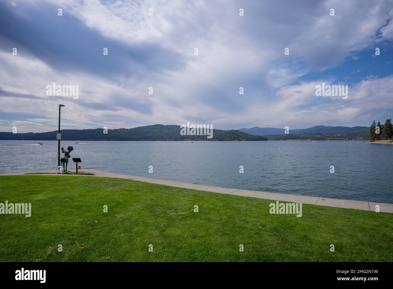 Coeur d'Alene Lake ist ein natürlicher, von Staudämmen kontrollierter See in Nord-Idaho, der sich in der pazifischen Nordwestregion der Vereinigten Staaten befindet. An seinem nördlichen Ende Stockfoto