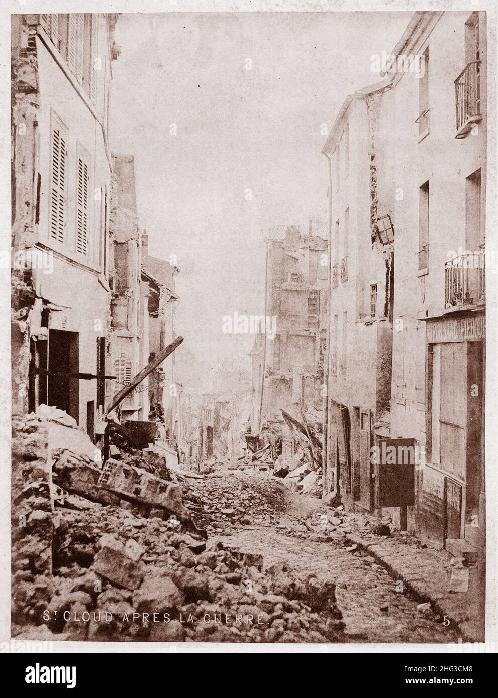 Pariser Kommune. St. Cloud nach Straßenkämpfen. Frankreich. 1871. Stockfoto