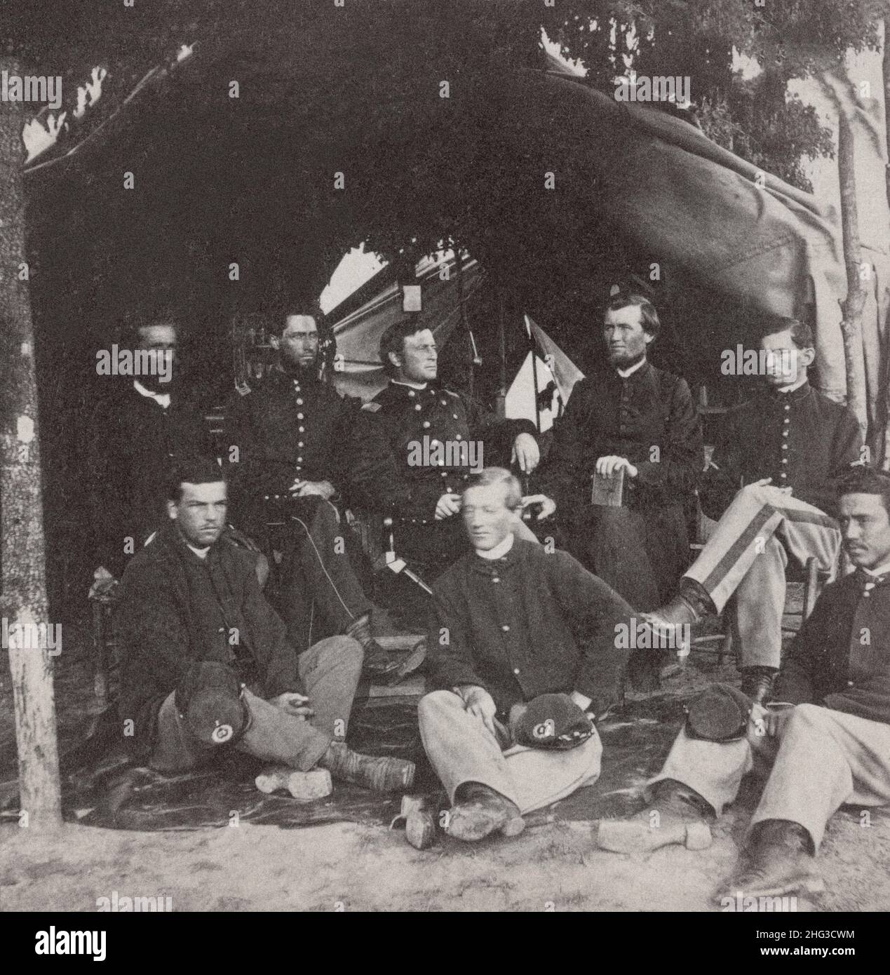 Amerikanischer Bürgerkrieg. 1861-1865 Soldaten der 134th Illinois Volunteer Infantry sitzen vor einem Zelt in Columbus, Kentucky Stockfoto