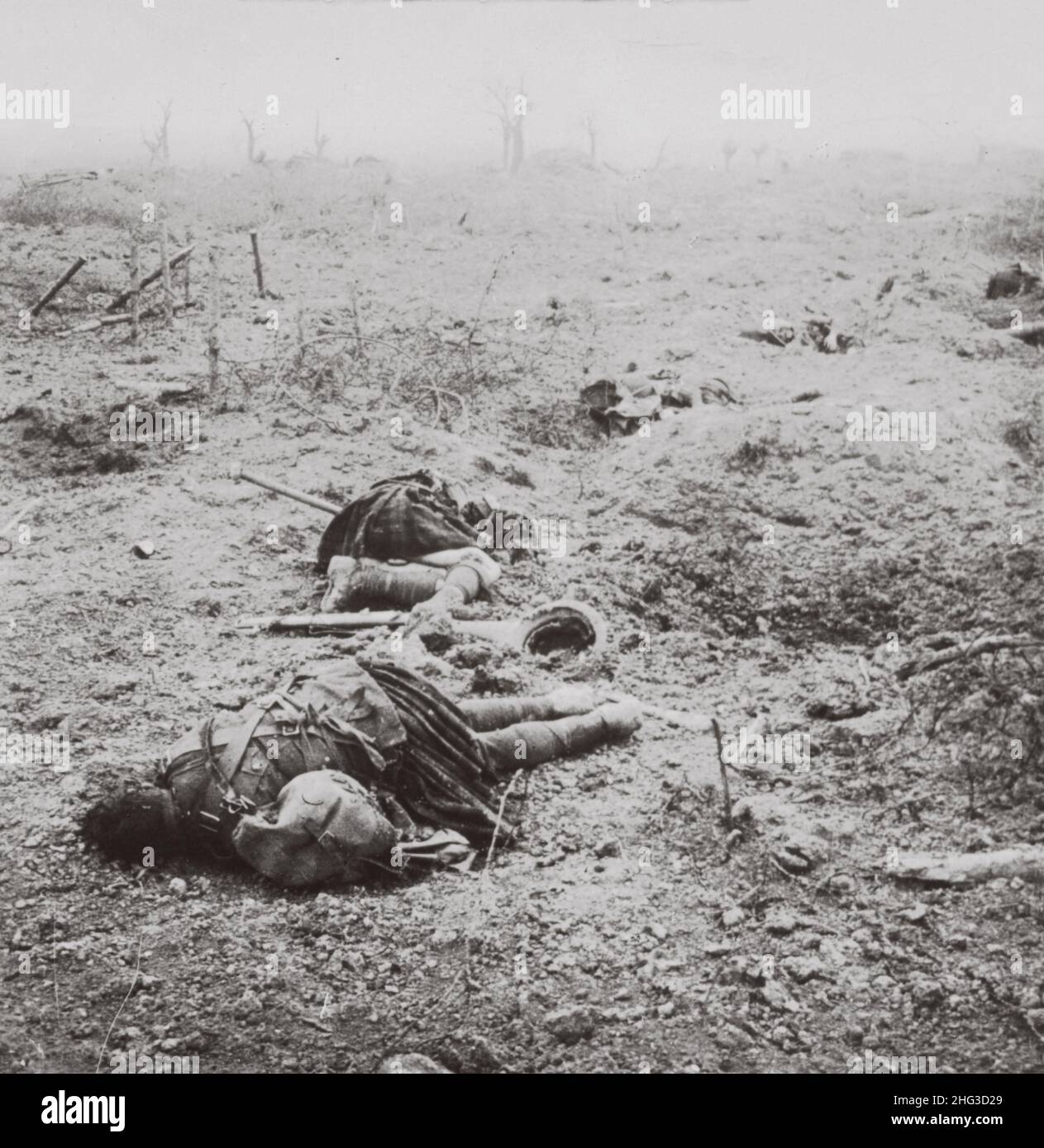 Archivfoto des Ersten Weltkriegs Tote schottische Soldaten. Stolze Männer des Nordens, die auf Flander's Fields kämpften. Erster Weltkrieg 1914-1918 Stockfoto