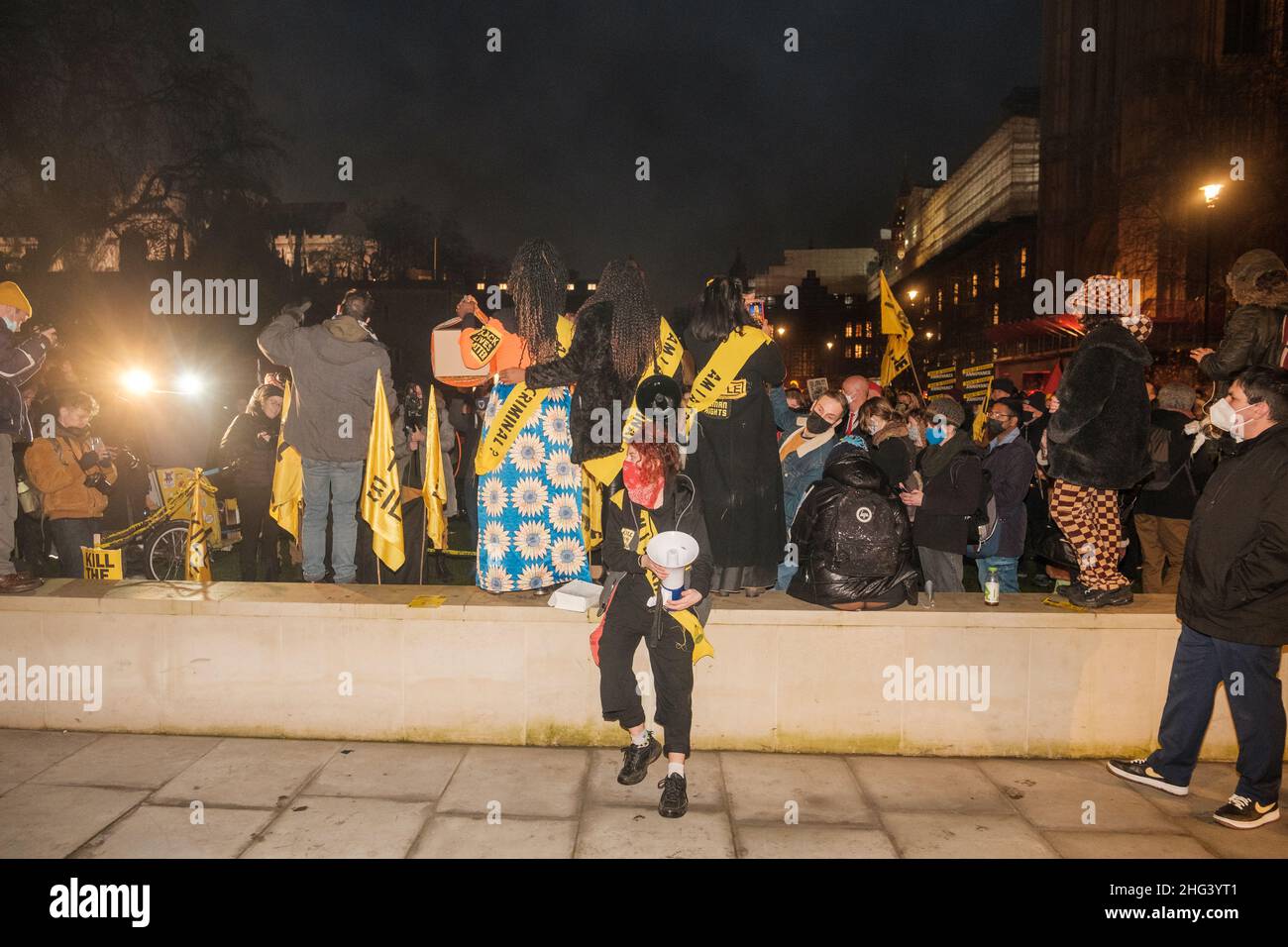 Tötet die Proteste des Gesetzentwurfs vom Samstag, um endlose Störungen außerhalb des Oberhauses zu verursachen, und sie stimmen derzeit über die Änderungen des PC ab Stockfoto
