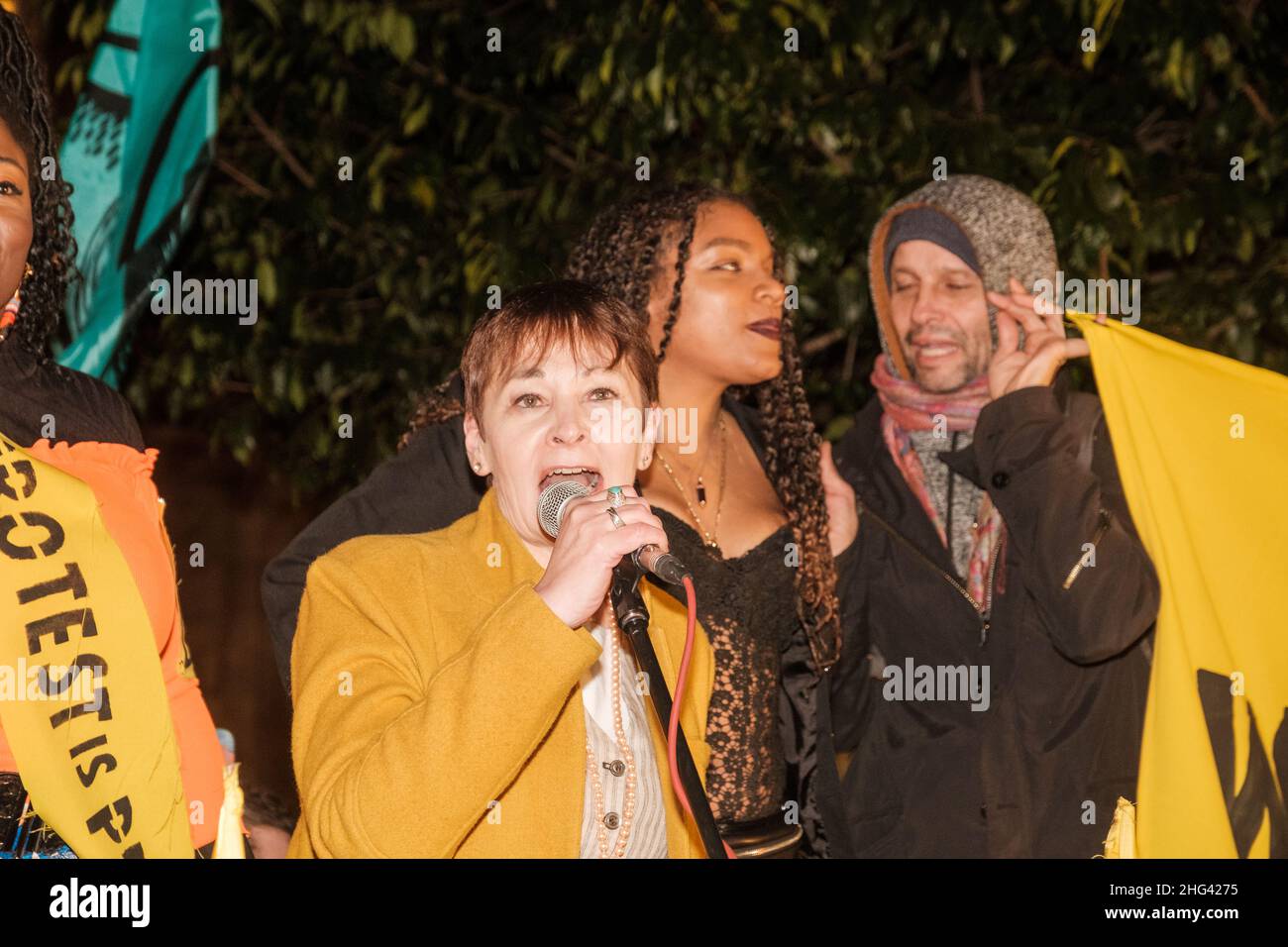 Tötet die Proteste des Gesetzentwurfs vom Samstag, um endlose Störungen außerhalb des Oberhauses zu verursachen, und sie stimmen derzeit über die Änderungen des PC ab Stockfoto