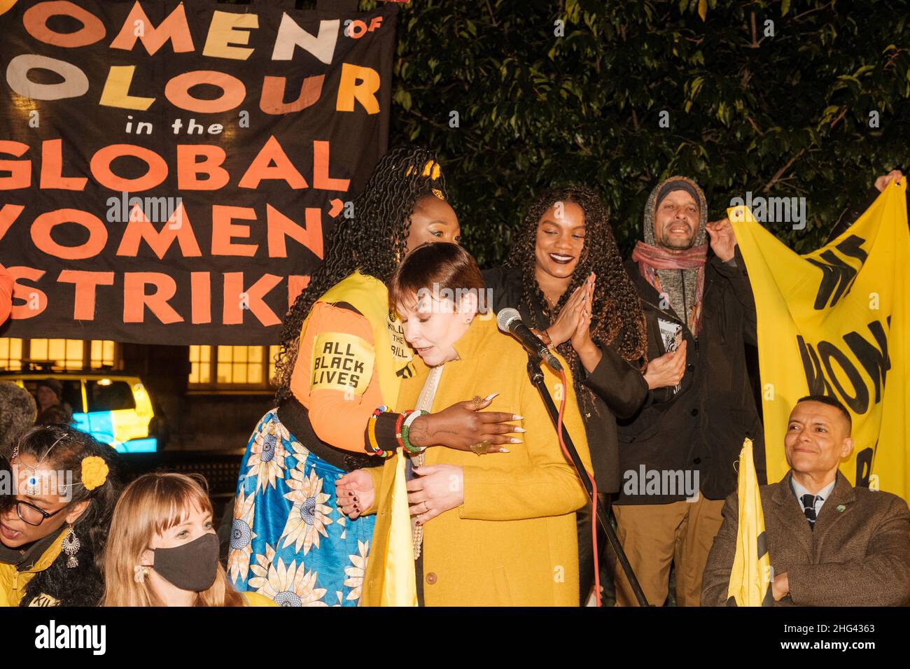 Tötet die Proteste des Gesetzentwurfs vom Samstag, um endlose Störungen außerhalb des Oberhauses zu verursachen, und sie stimmen derzeit über die Änderungen des PC ab Stockfoto