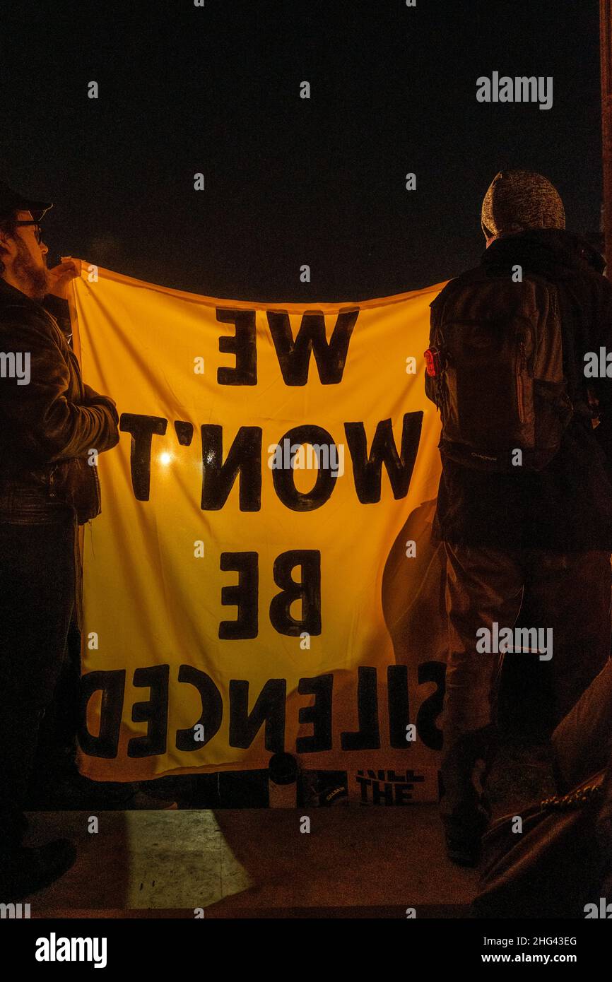 Tötet die Proteste des Gesetzentwurfs vom Samstag, um endlose Störungen außerhalb des Oberhauses zu verursachen, und sie stimmen derzeit über die Änderungen des PC ab Stockfoto
