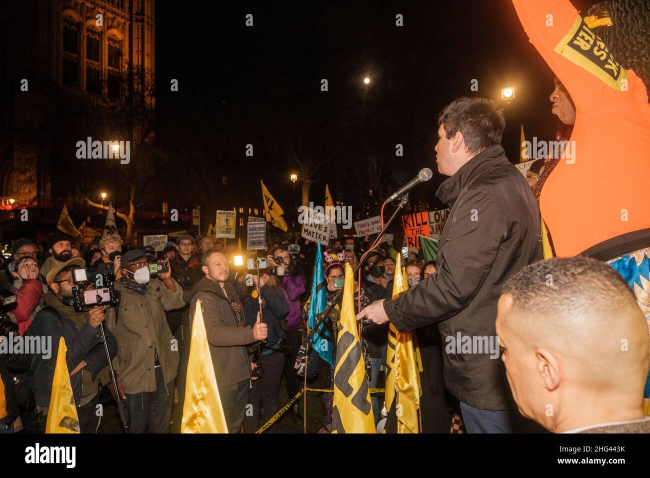 Tötet die Proteste des Gesetzentwurfs vom Samstag, um endlose Störungen außerhalb des Oberhauses zu verursachen, und sie stimmen derzeit über die Änderungen des PC ab Stockfoto