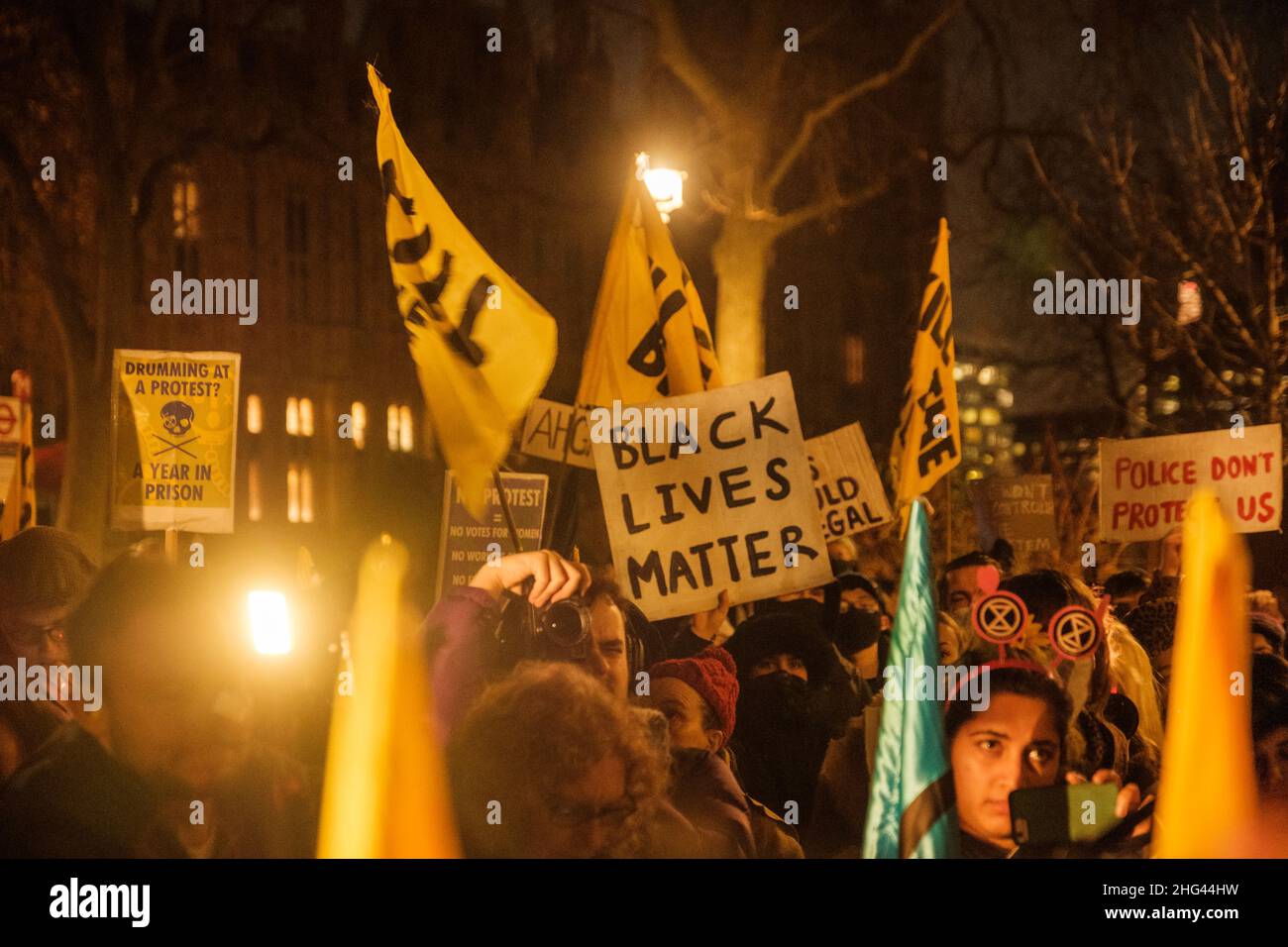 Tötet die Proteste des Gesetzentwurfs vom Samstag, um endlose Störungen außerhalb des Oberhauses zu verursachen, und sie stimmen derzeit über die Änderungen des PC ab Stockfoto