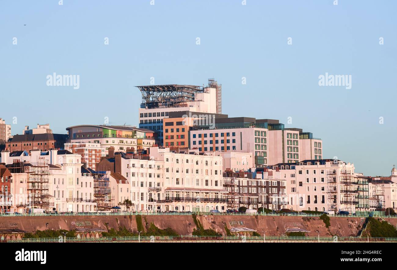 Das im Bau befindliche Royal Sussex County Hospital ist Teil des University Hospitals NHS Trust und des farbenfrohen Princess Alex Childrens Hospital Brighton Stockfoto