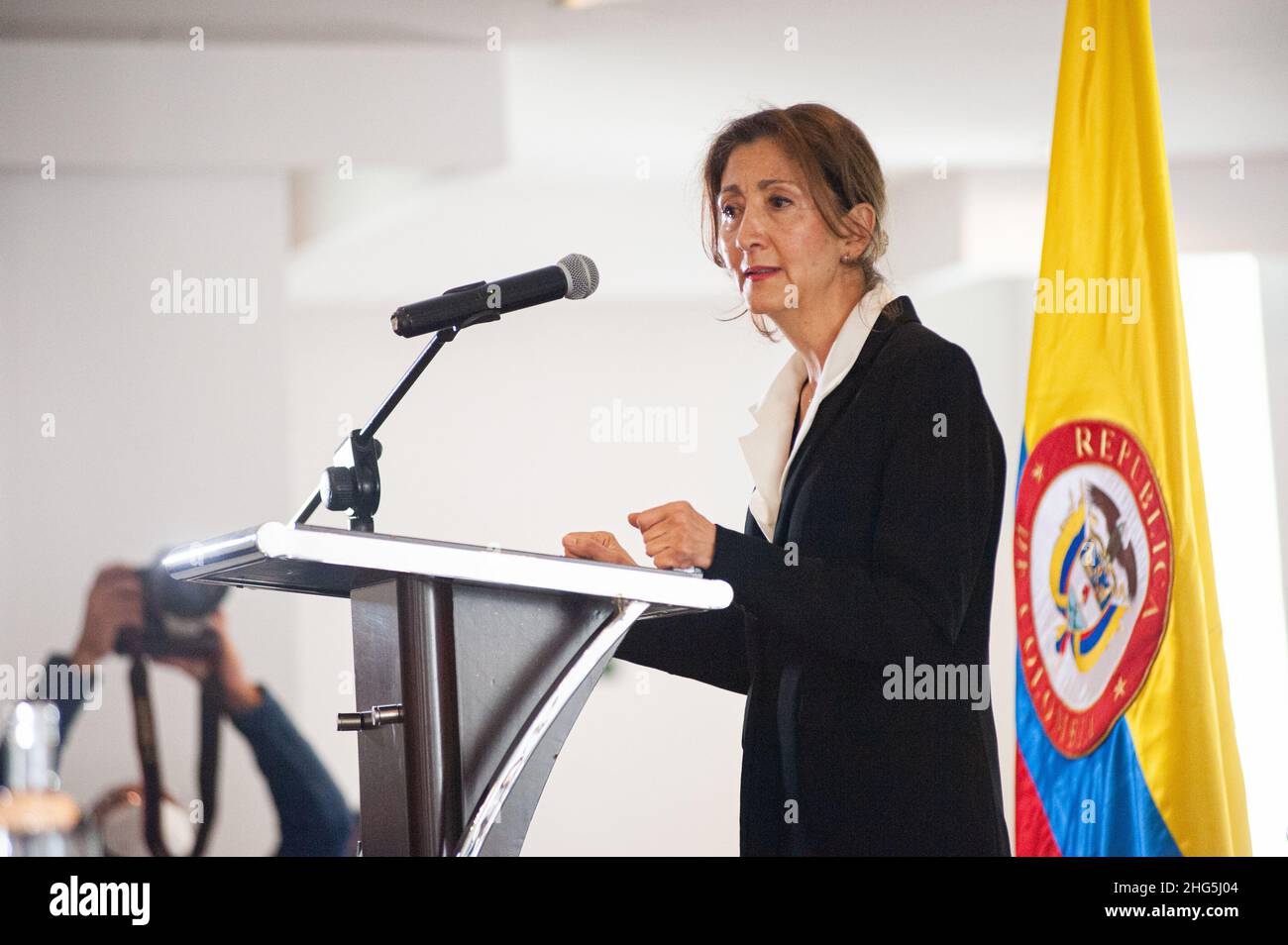 Die französisch-kolumbianische Politikerin und ehemalige Geisel der FARC-EP-Guerilla Ingrid Betancourt kündigt ihre Kandidatur für die kolumbianische Präsidentschaft für t an Stockfoto