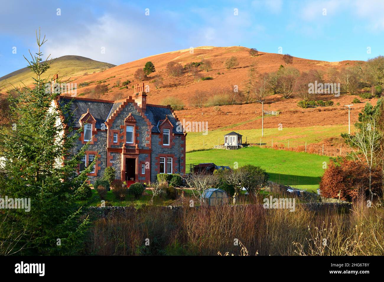 Luss in der Sonne! Stockfoto