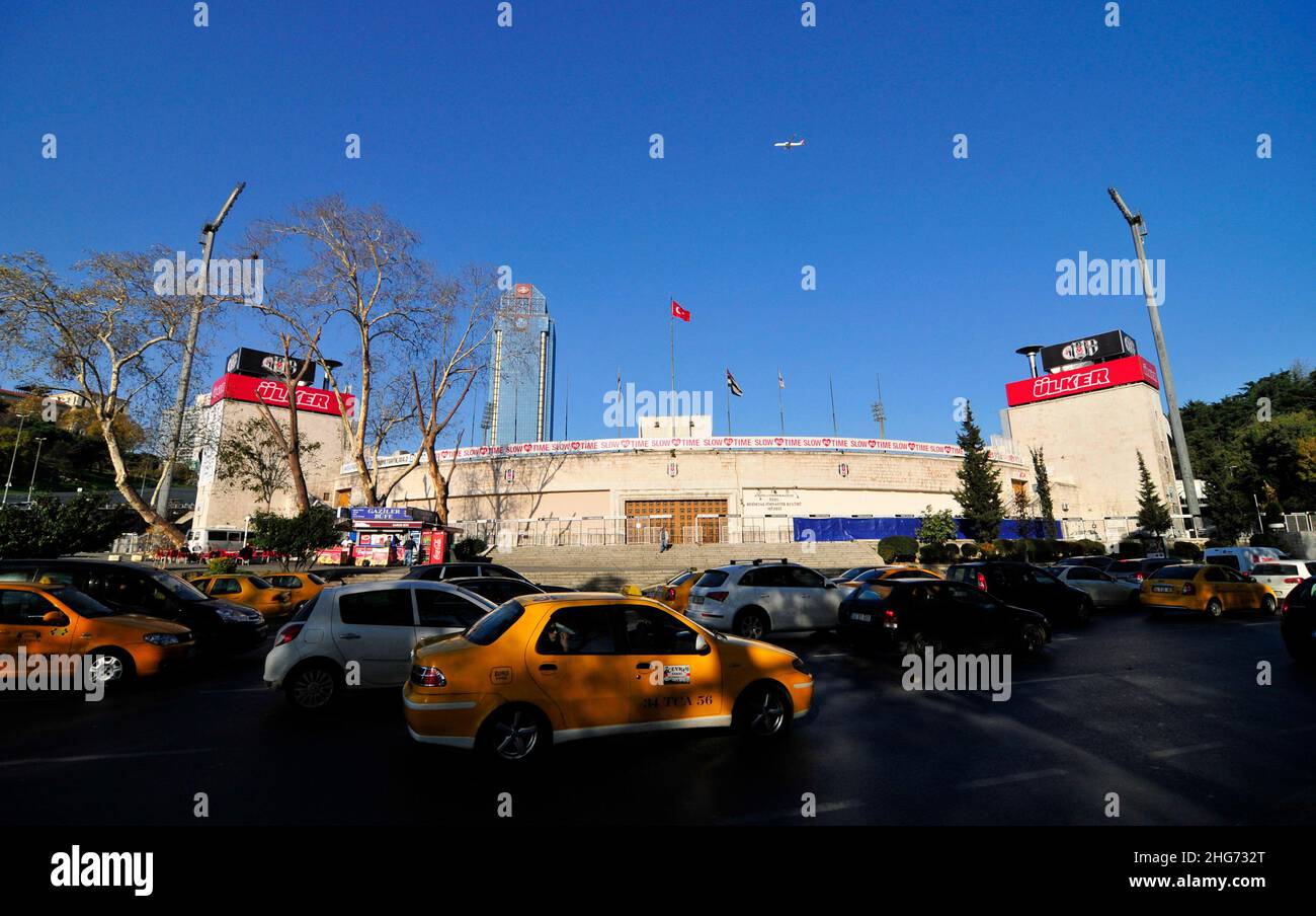 Vodafone Park Fußballstadion in Besiktas, Istanbul, Türkei. Stockfoto