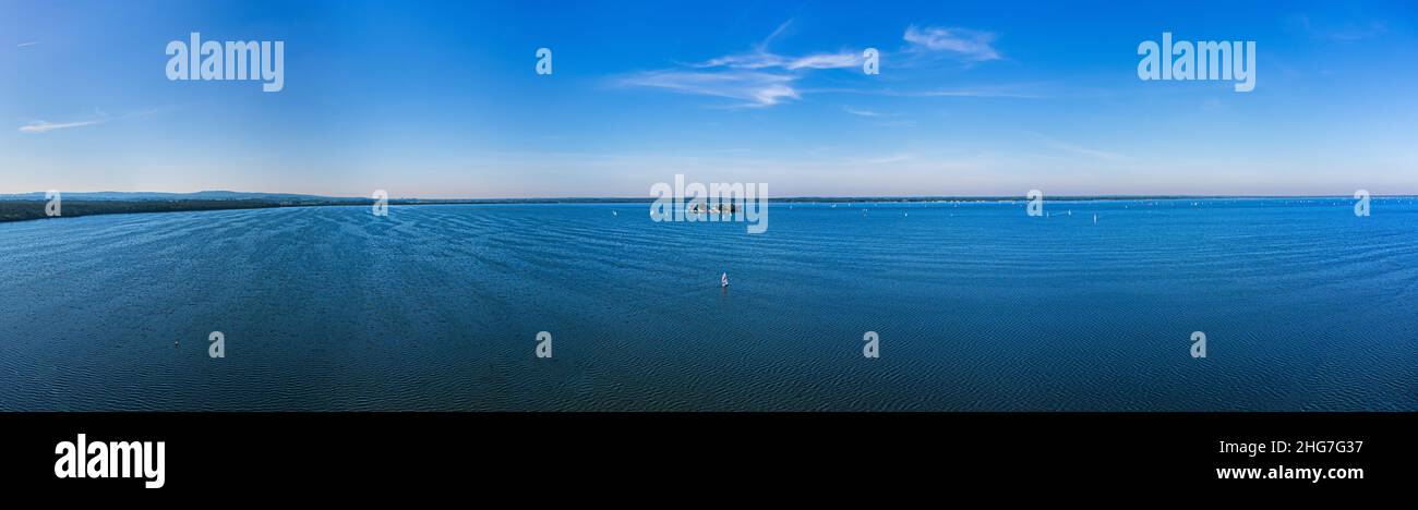 Wilhelmstein ist eine künstliche Insel im Steinhuder Meer mit einer Fläche von 12.500 Quadratmetern, die sich in der Region Hannover, Norddeutschland, befindet. Stockfoto