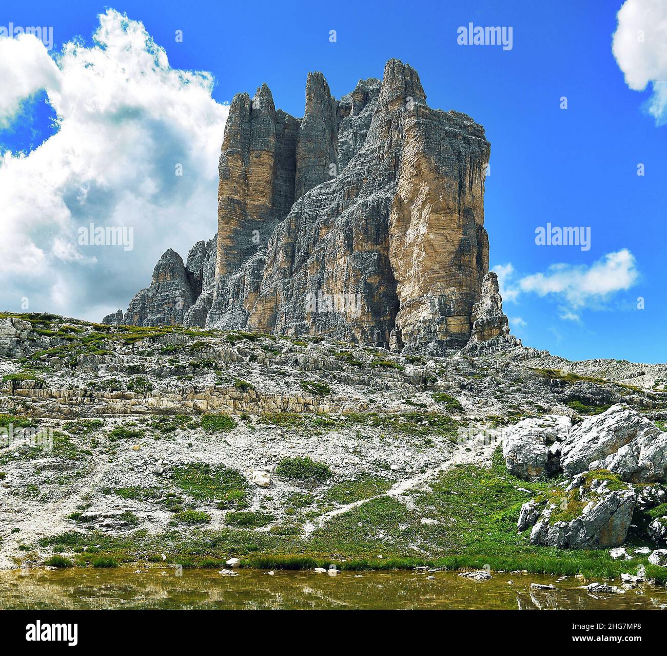 Tre Cime Seitenansicht im UNESCO Dolomites National Park, Trentino Alto Adige, Italien Stockfoto