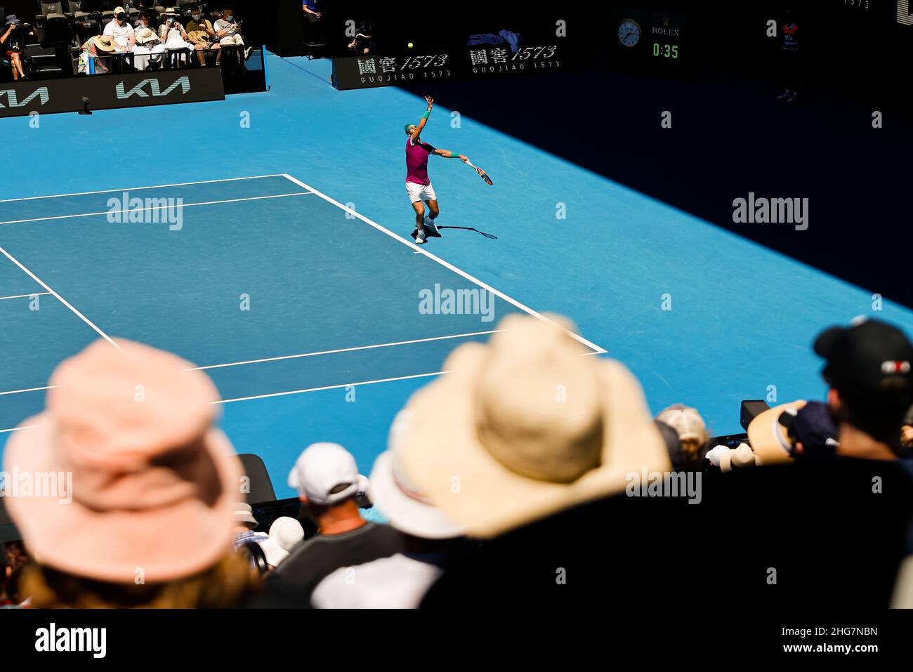 Melbourne, Australien. 19th Januar 2022. Tennis: Grand Slam - Australian Open, Herren-Singles, 2nd Runden, Nadal (Spanien) - Hanfmann (Deutschland): Rafael Nadal in Aktion. Quelle: Frank Molter/dpa/Alamy Live News Stockfoto