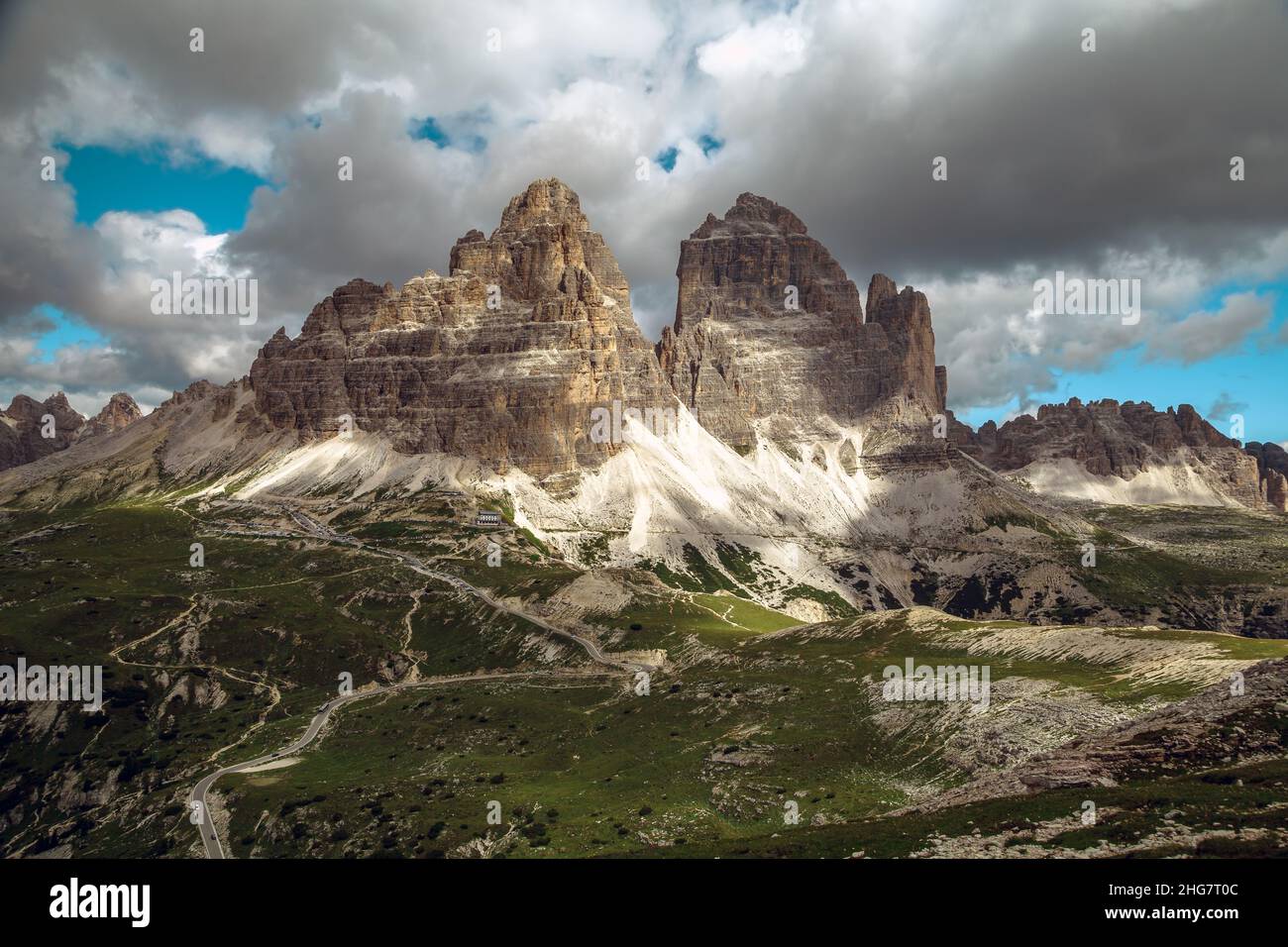 Tre Cime di lavaredo ikonische Dolomit-Vorderansicht, Südtirol, Italien Stockfoto