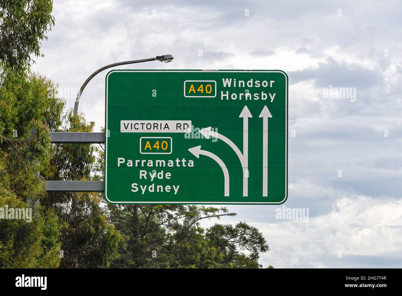 Ein Straßenschild für die A40 in Parramatta, New South Wales Stockfoto