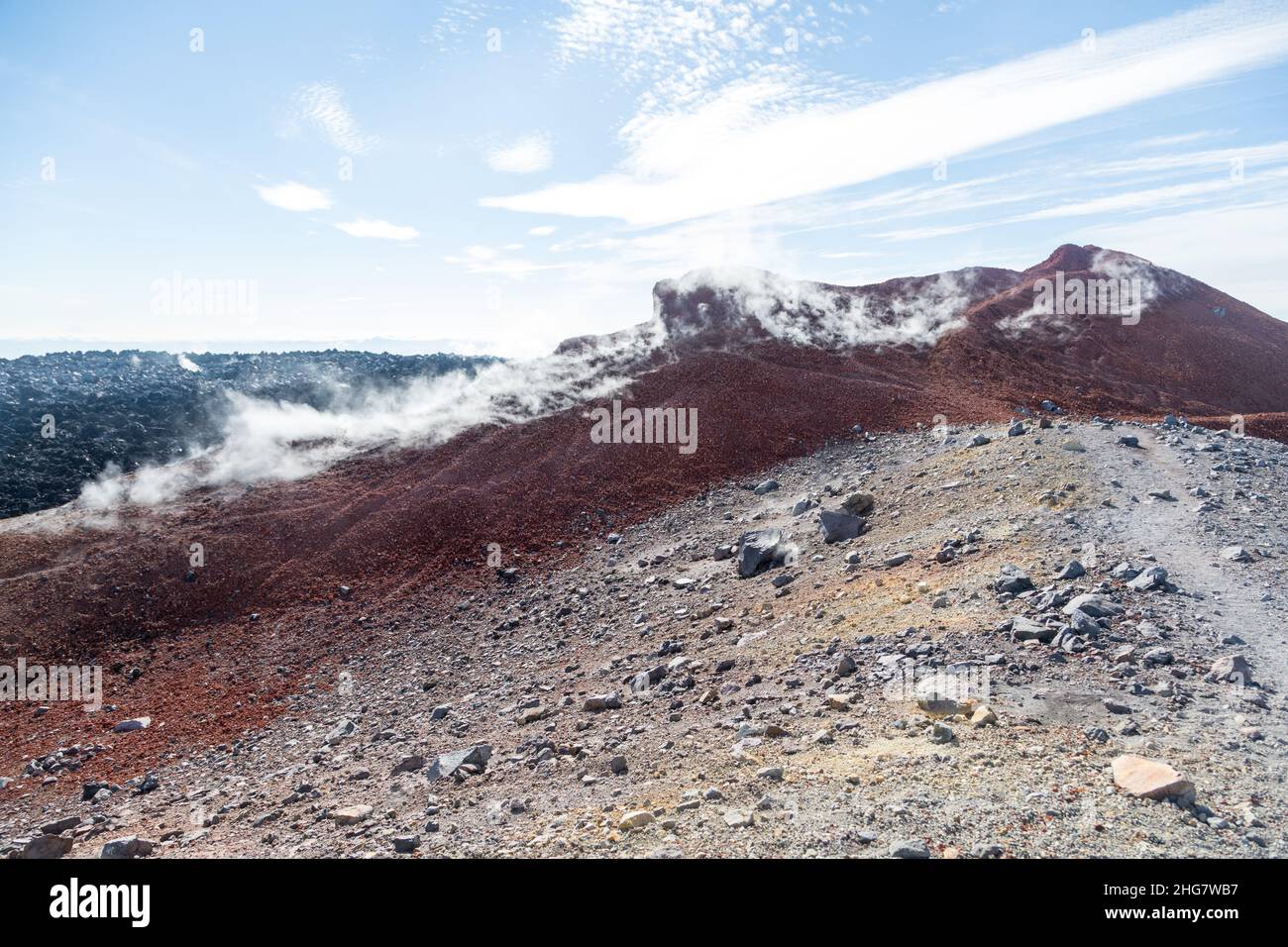 Avatschinski Vulkan, Kamtschatka Halbinsel, Russland. Ein aktiver Vulkan, nördlich der Stadt Petropavlovsk-Kamtschatsky, in der Durchflutung der Stockfoto