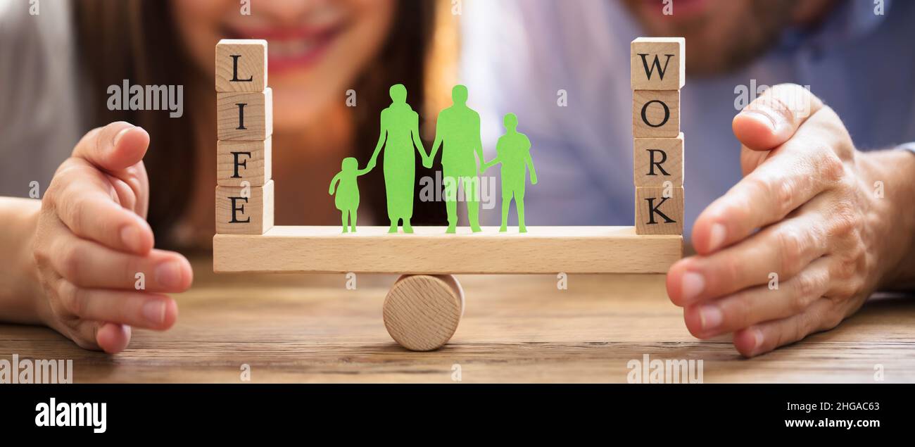 Familienarbeit Life Balance Management Konzept. Gleichberechtigung Der Beruflichen Laufbahn Stockfoto