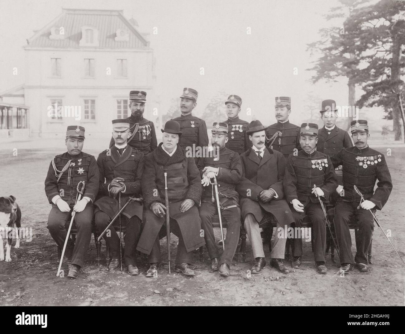 Vintage 19th Jahrhundert Foto - Lord Charles Beresford (Melone Hut) Tokyo Military School, Japan 1899 Stockfoto