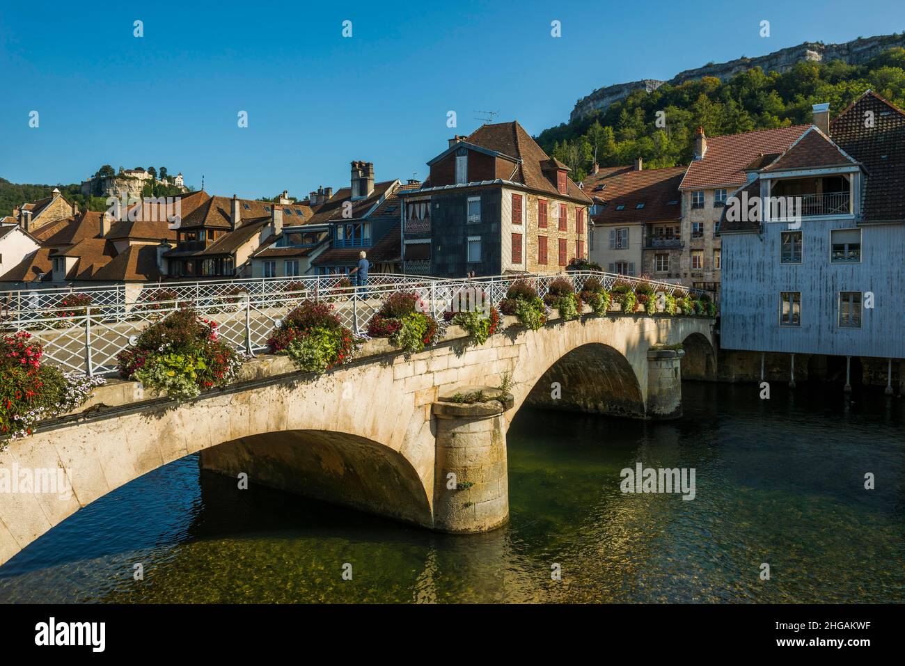 Ornans, auf der Loue, Doubs, Franche-Comte, Jura, Frankreich Stockfoto