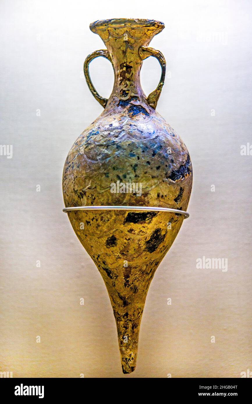 Parfümflasche aus Glas, 1st Miill. B. C. östlicher mediterraner Stil, Glas- und Keramikmuseum, Teheran, Teheran, Iran Stockfoto