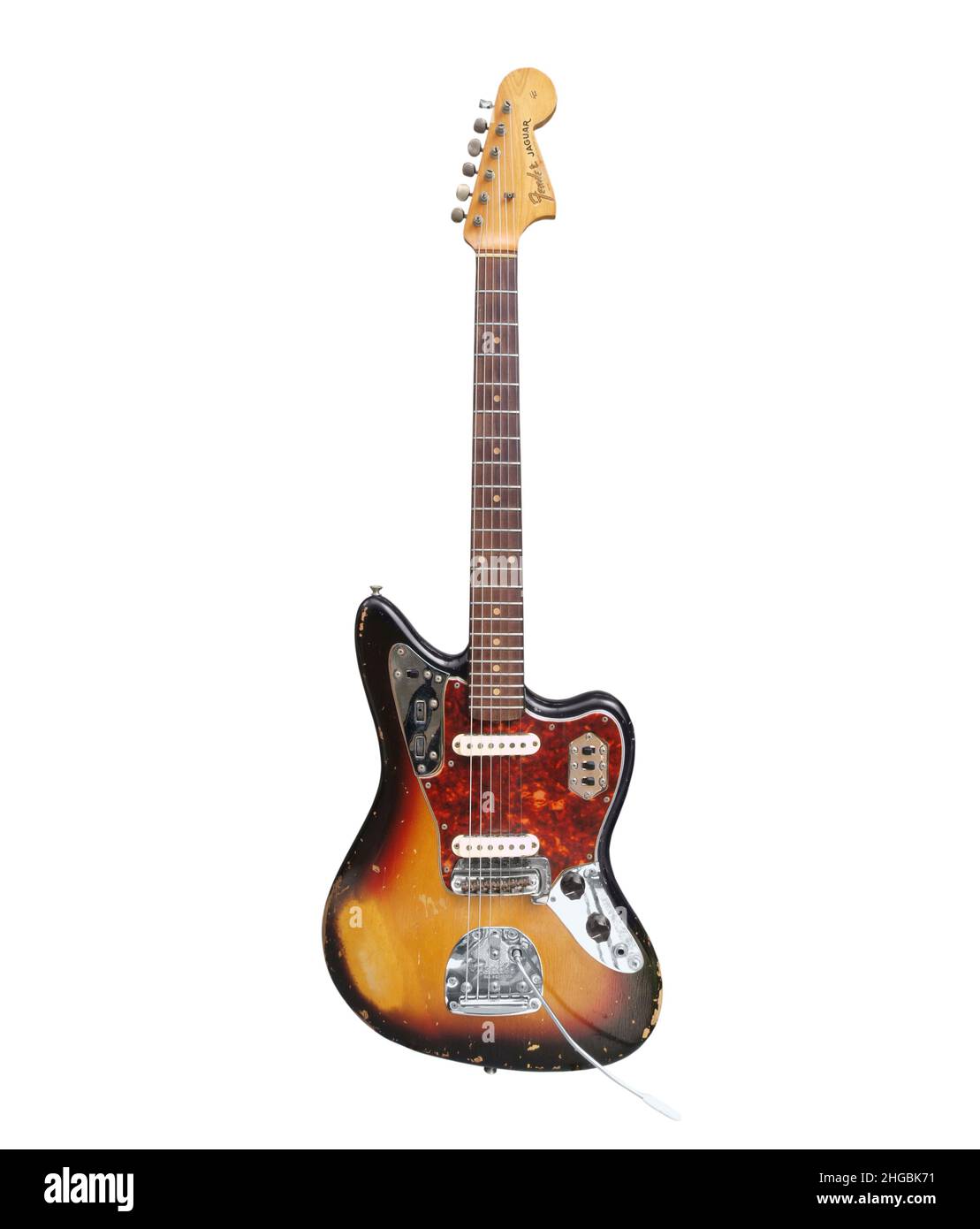 Illustratives redaktionelles Foto der Vintage Fender Jaguar E-Gitarre mit weißem Hintergrund am 26. Juli 2009 in Los Angeles, Kalifornien, USA. Stockfoto