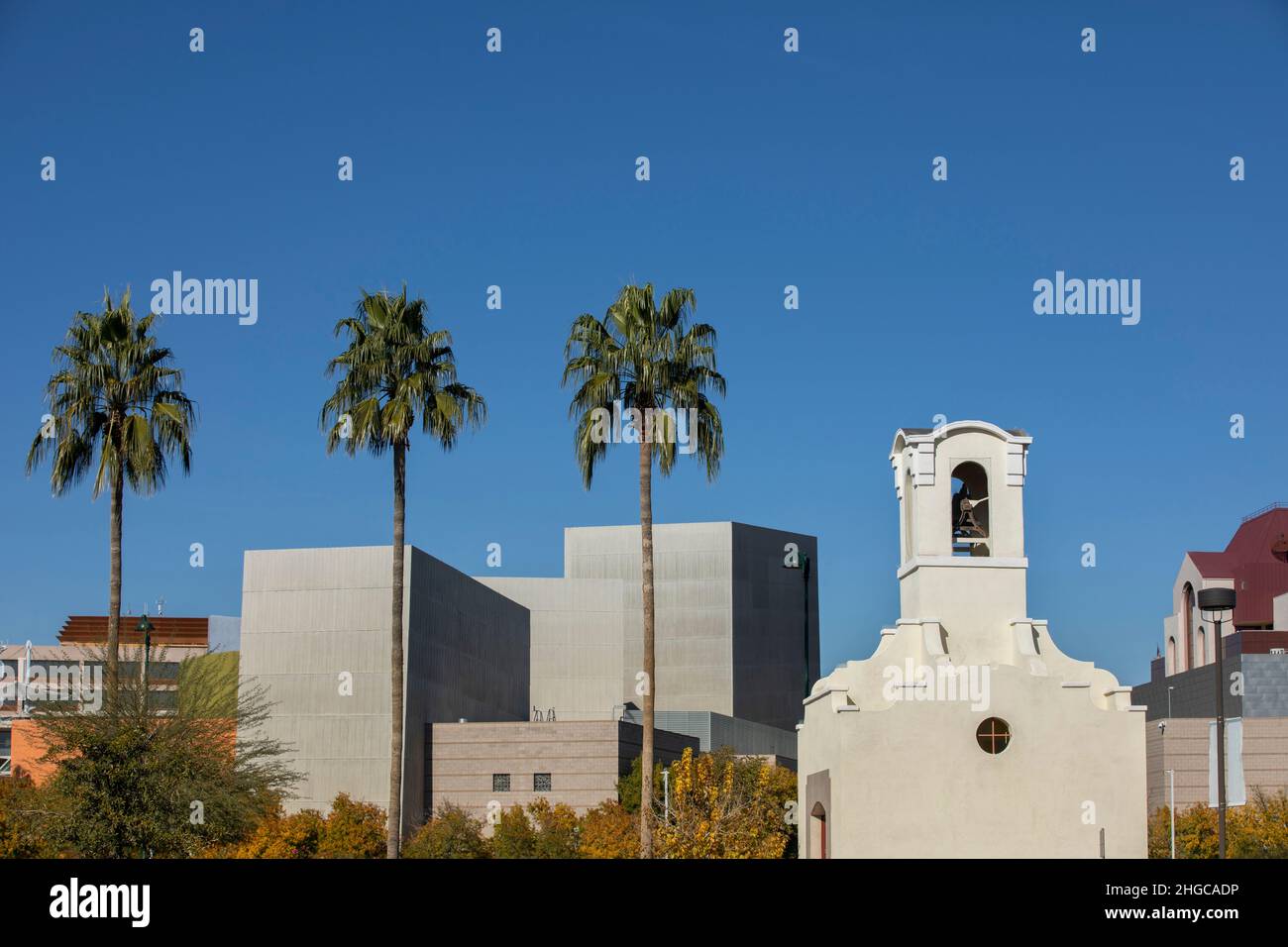 Tagesansicht der Skyline von Downtown Mesa, Arizona, USA. Stockfoto