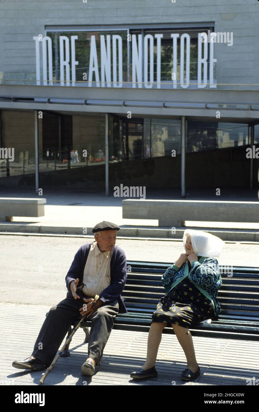 Spanien Barcelona Ramblas Museum für Moderne Kunst zu sein oder nicht zu sein Stockfoto