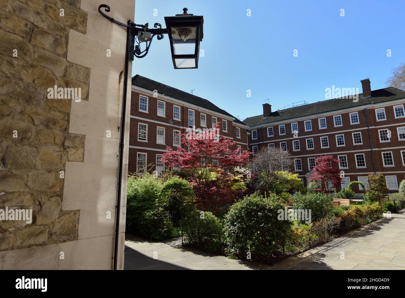 Pump Court und Elm Court Gardens, Middle Temple Lane, Temple Legal District, City of London, Großbritannien Stockfoto
