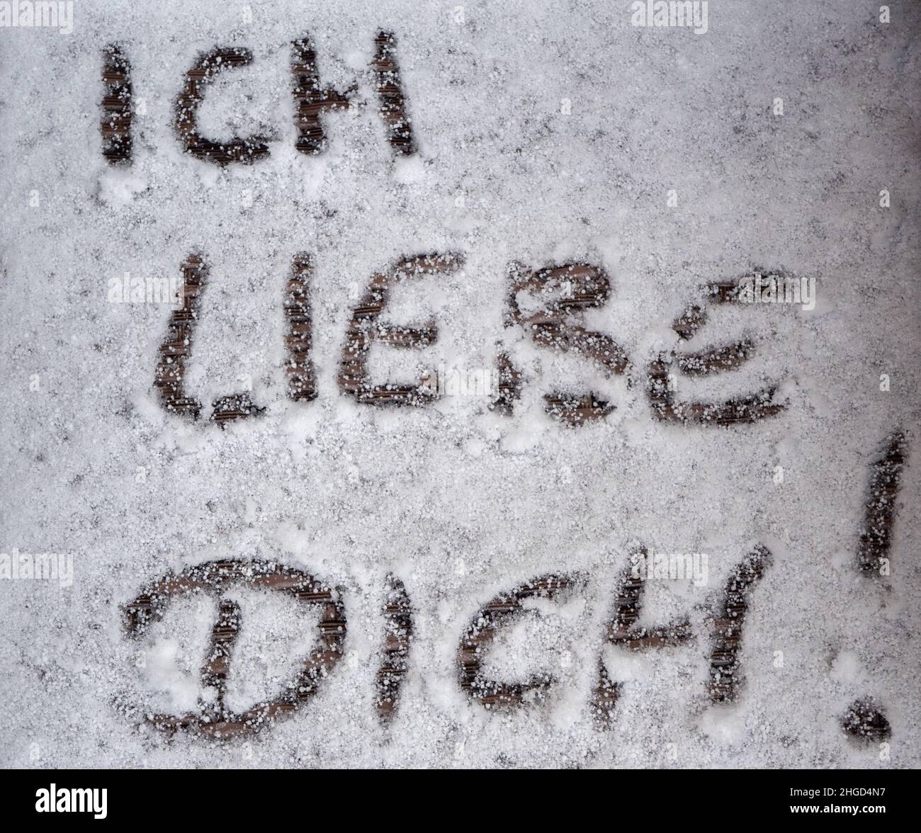 Nachricht Ich Liebe Dich im Schnee Stockfoto
