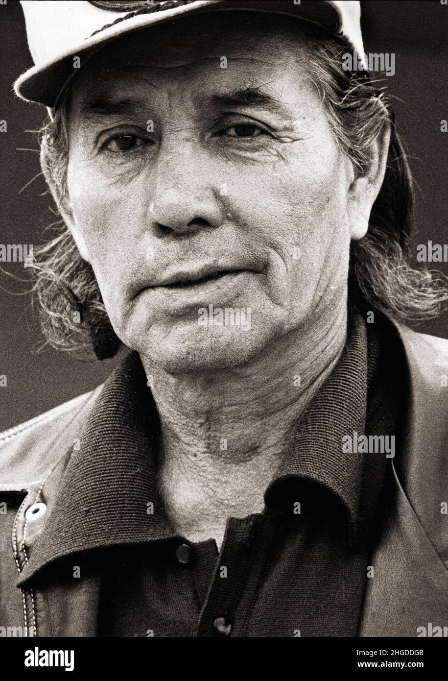 JAY SILVERHEELS, der indische Schauspieler aus Mohawk, der Tonto in der Lone Ranger Fernsehshow spielte und später ein Harness-Race-Jockey wurde. 1975, Kalifornien. Stockfoto