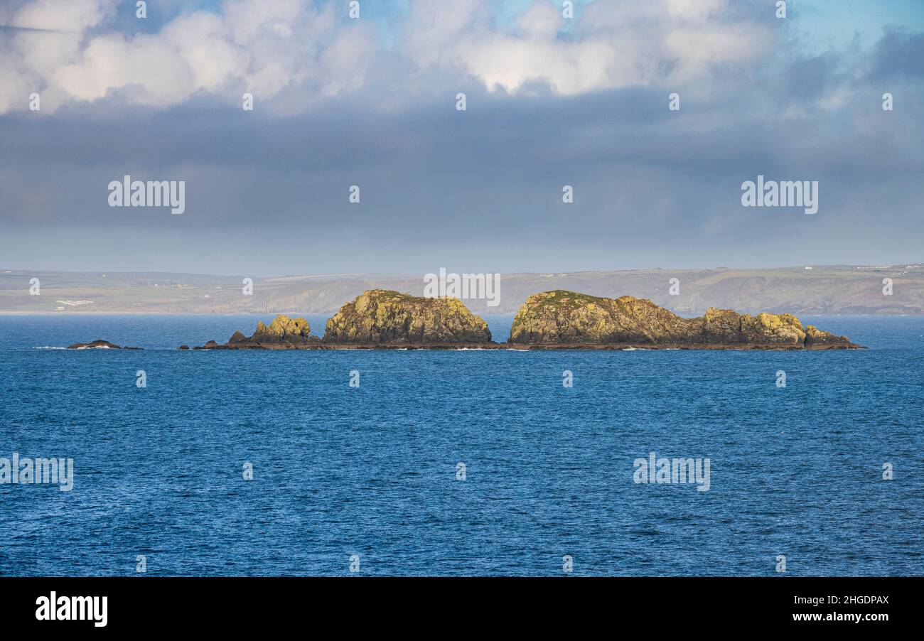 Stack Rocks in St. Brides Bay im Pembrokeshire Coast National Park, South Wales Stockfoto