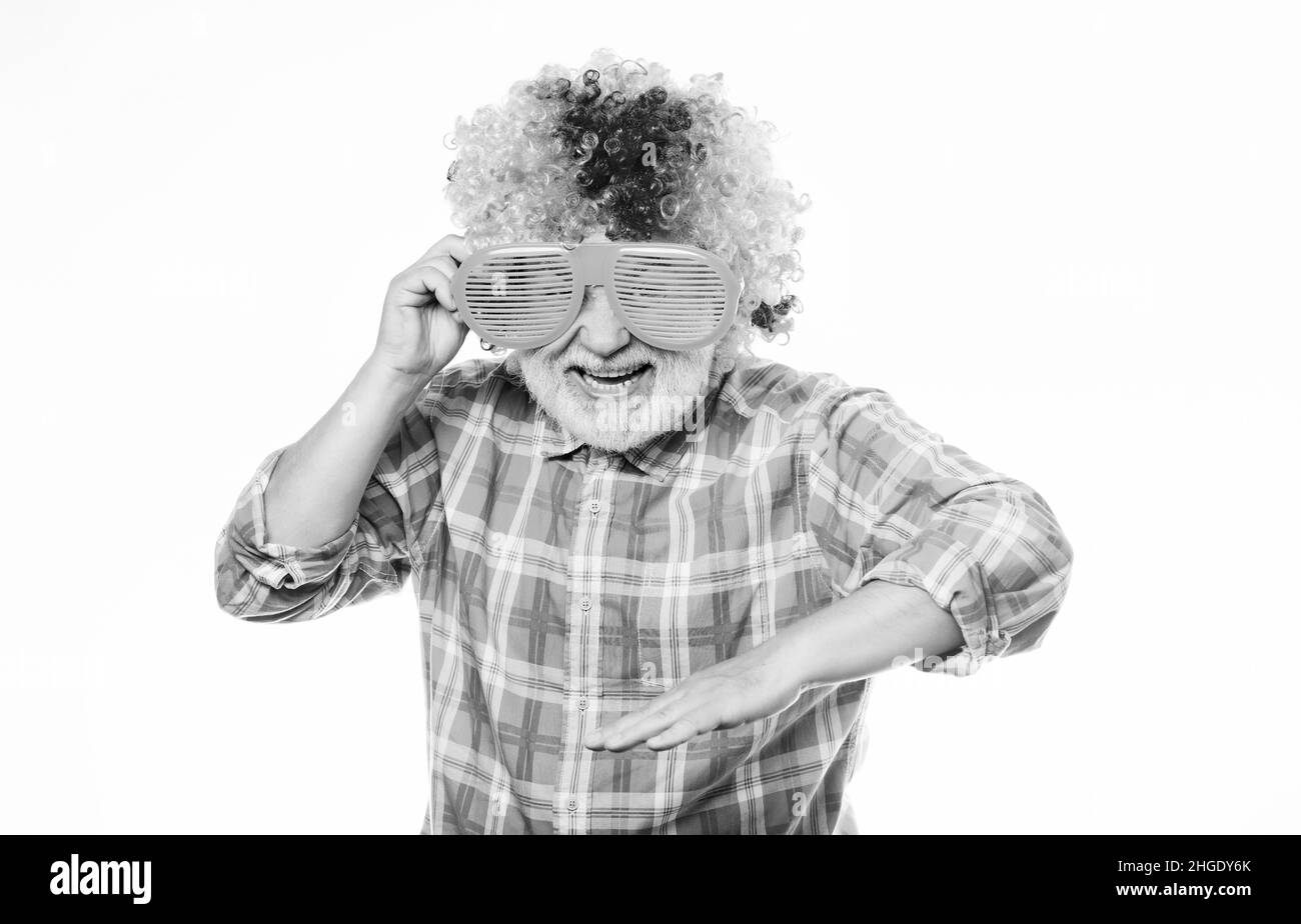 Spaß haben. Lustiger Lebensstil. Spaß und Unterhaltung. Comic Großvater Konzept. Netter Witz. Opa macht immer Spaß. Älterer Clown. Mann Senior bärtig Stockfoto
