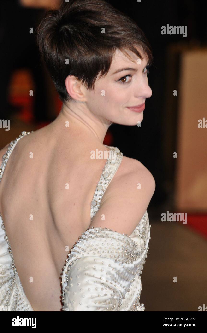 Anne Hathaway, Weltpremiere, „Les Miserables“, Empire Leicester Square, London. VEREINIGTES KÖNIGREICH Stockfoto