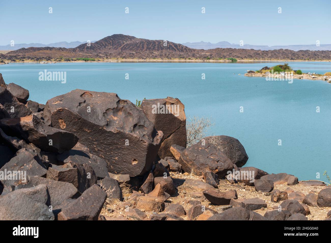 Naute Dam Wasserreservat an sonnigen Tagen in Namibia Stockfoto