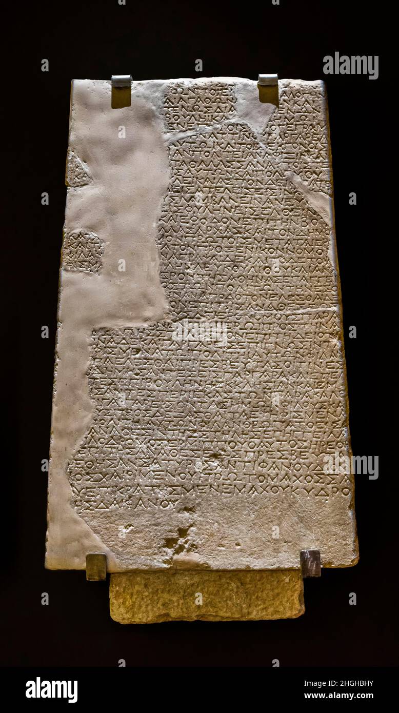 Altgriechische Inschrift (Dekret von Proxeny), 2nd Jahrhundert v. Chr. aus Troja. Istanbul Archäologisches Museum, Türkei. Stockfoto