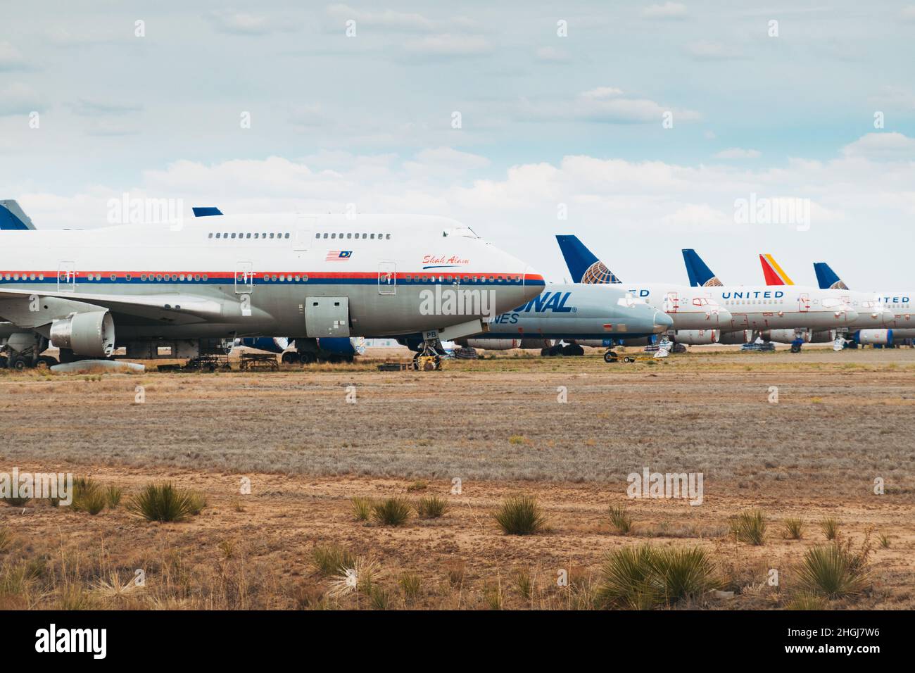 Eine ehemalige Boeing 747 von Malaysian Airlines, die für Teile im Roswell International Air Center, New Mexico, demontiert wird Stockfoto