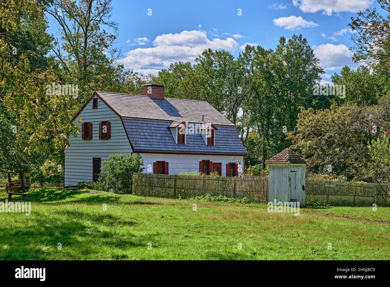 Titusville, NJ, USA, 10,28,2021. Washington Crossing, Johnson Ferry House c. 1740 , an der Stelle, an der George Washington den Delaware River überquert. Stockfoto