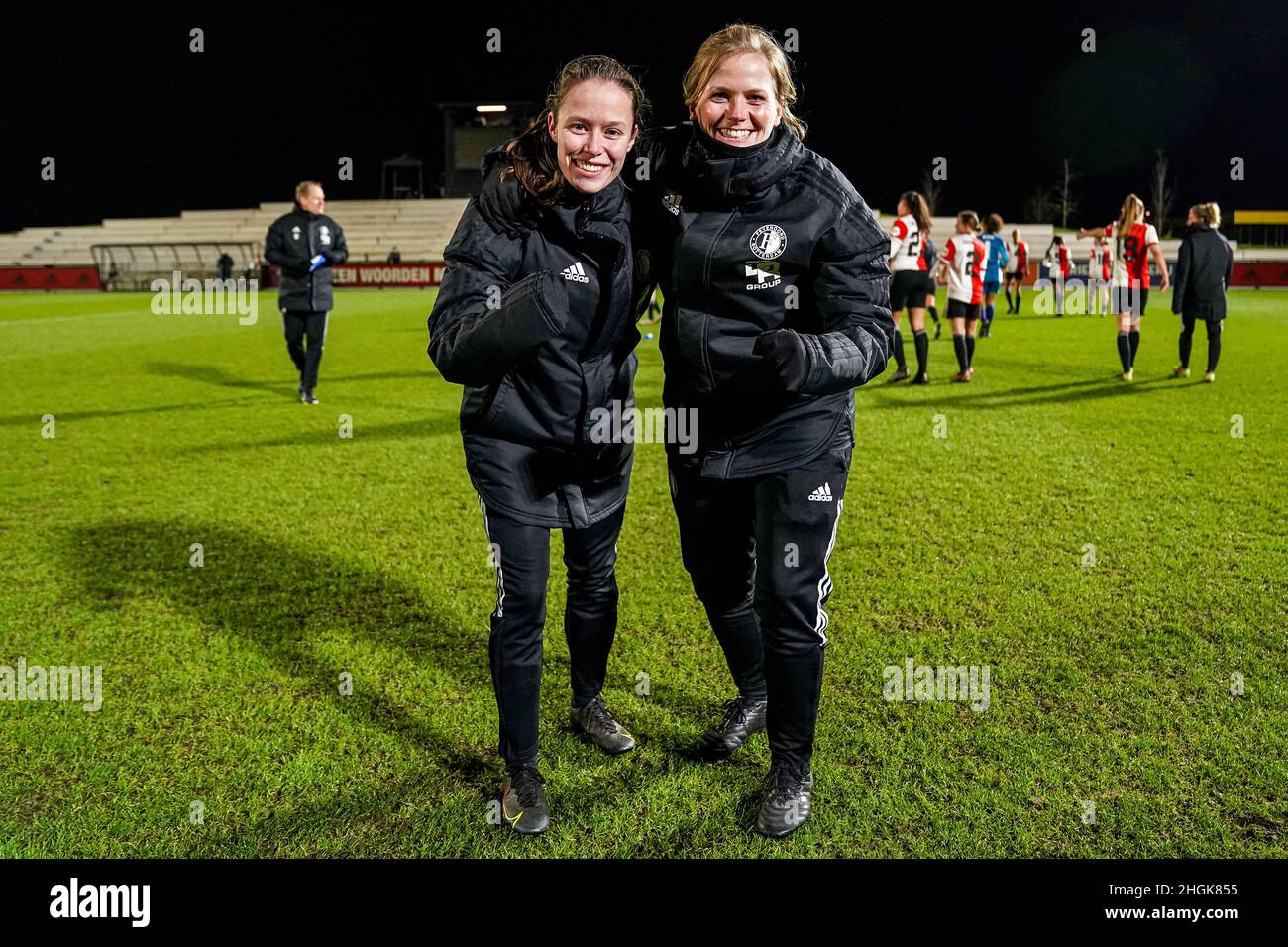 Rotterdam - Juli Schneijderberg von Feyenoord V1, Marjolein Kusters während des Spiels zwischen Feyenoord V1 V VV Alkmaar V1 in Nieuw Varkenoord am 21. Januar Stockfoto