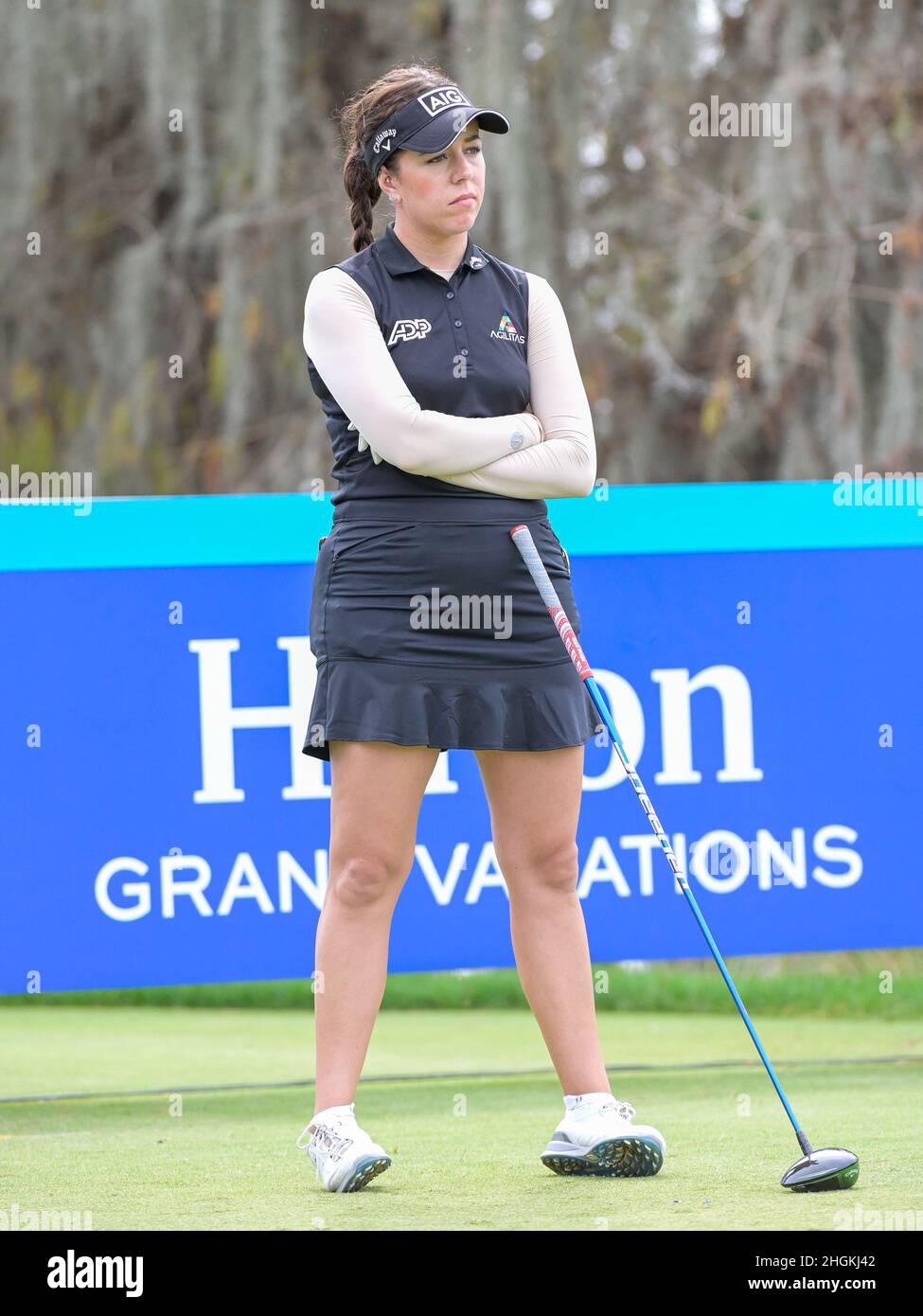 Orlando, FL, USA. 21st Januar 2022. Georgia Hall of England wartet auf den 18th Abschlag während der 2nd Runde des Hilton Grand Vacations Tournament of Champions, die im Lake Nona Golf & Country Club in Orlando, Florida, stattfand. Romeo T Guzman/CSM/Alamy Live News Stockfoto