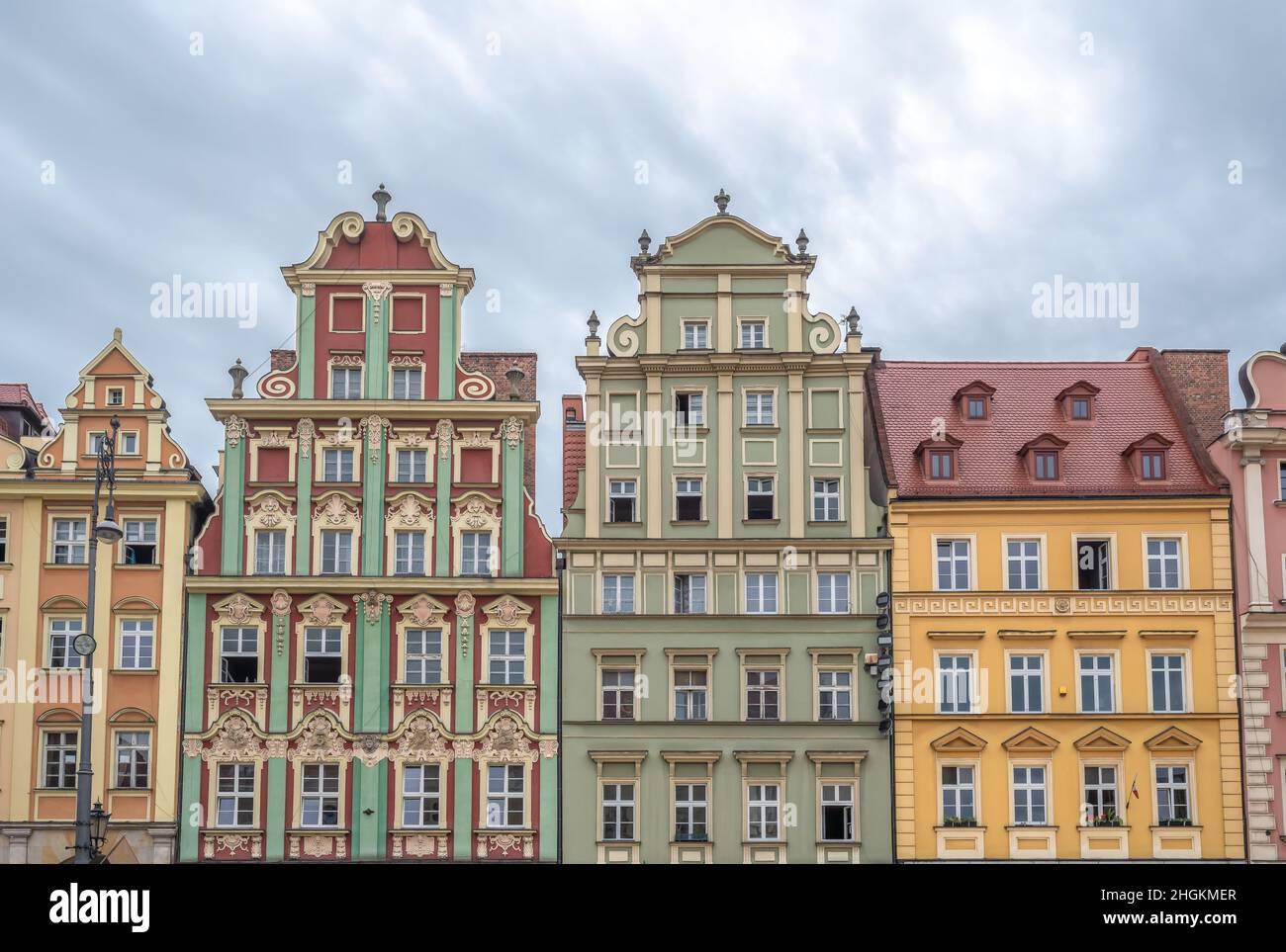 Bunte Stadt beherbergt Gebäude am Marktplatz (Rynek Platz) - Breslau, Polen Stockfoto
