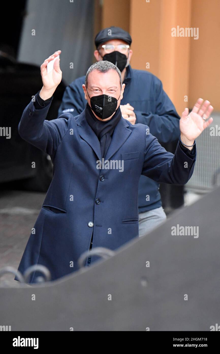 Sanremo, Italien. 21st Januar 2022. Sanremo: Ariston Theater. 72 Festival des italienischen Liedes. Beweise. Auf dem Foto: Amadeus und Lucio Presta Credit: Independent Photo Agency/Alamy Live News Stockfoto