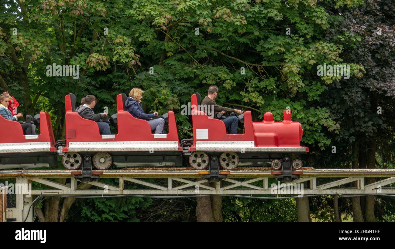 Seltene Bilder in hoher Qualität von Lightwater Valley und der inzwischen nicht mehr existierenden, ehemaligen längsten Achterbahn Europas, The Ultimate Stockfoto