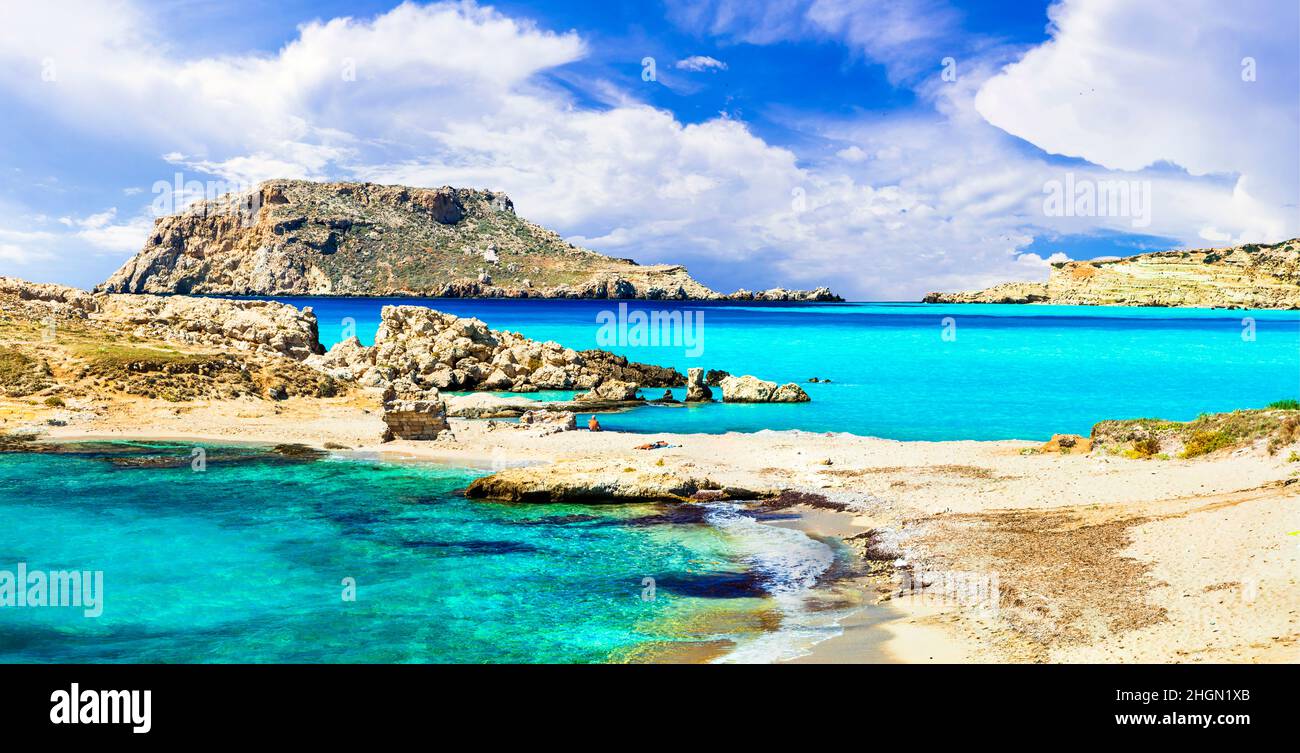 Die schönsten Strände Griechenlands - Lefkos, mit türkisfarbenem Meer auf der Insel Karpathos Stockfoto