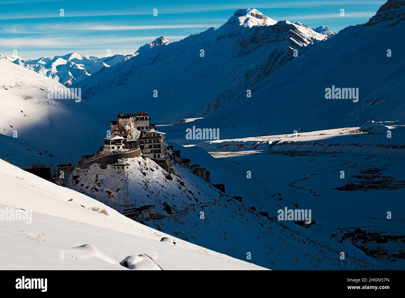 Schlüsselkloster im Winter in einer schneebedeckten Landschaft Stockfoto