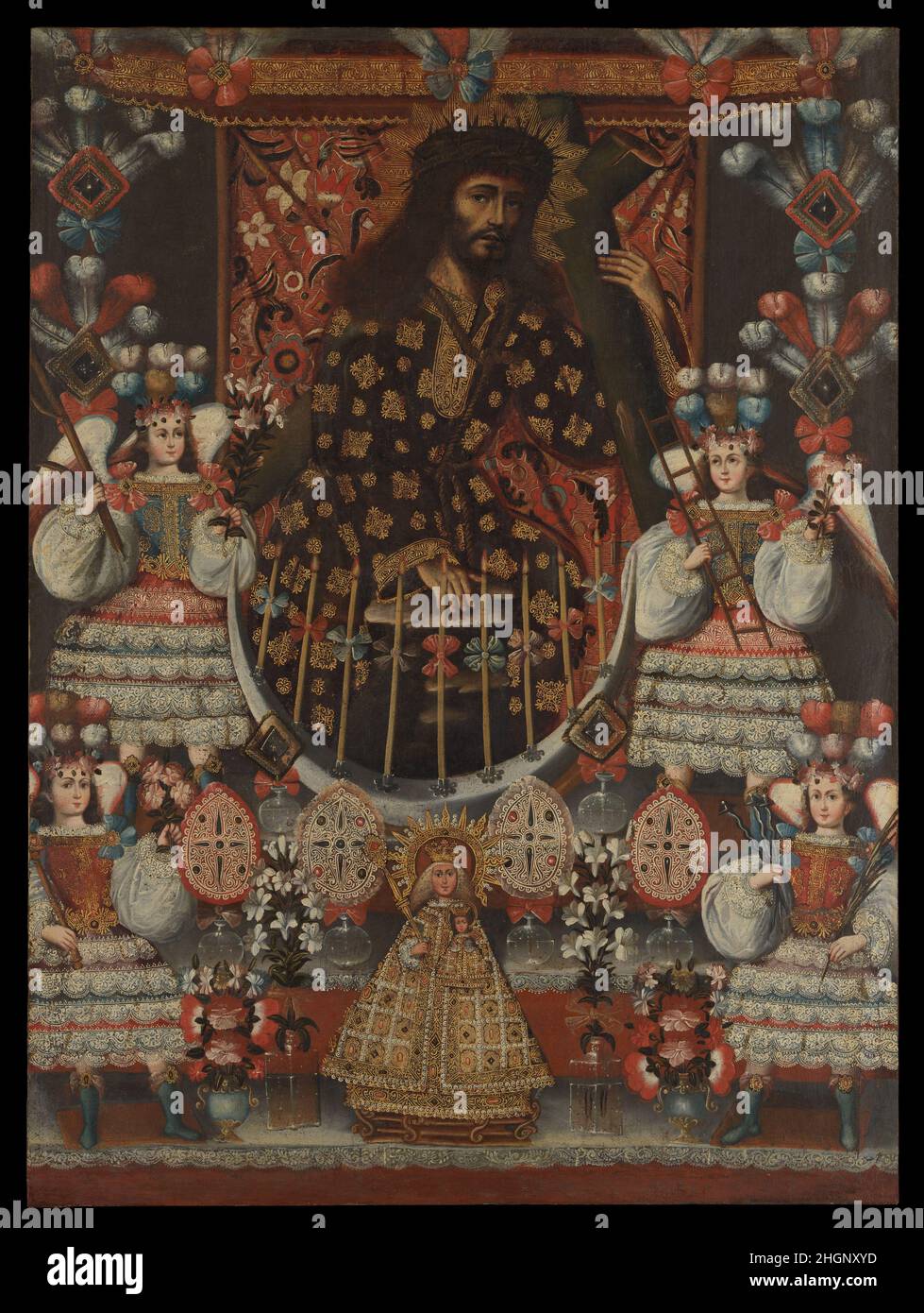 Christus trägt das Kreuz, genannt 'der Herr des Falls' ca. 1770–75 Unbekannt Dieses Werk gehört zum Genre der "Tatuemalerei", also gemalten Simulakra sakraler Bilder. Als „wahres Abbild“ eines Kultbildes wurde angenommen, dass es die wunderbaren Kräfte des Originals besaß, eine Skulptur von Christus, dem Nazarener, der in der Kirche von San Francisco in Cuzco verehrt wurde. Die Wirksamkeit dieser Art von Malerei hing von ihrer Wahrhaftigkeit ab, eine Forderung, die nicht nur zur Darstellung von Skulpturen, sondern auch der Altäre und Schreine führte, in denen sie verehrt wurden. Das heilige Bild des Nazareners ist unter einem abgebildet Stockfoto